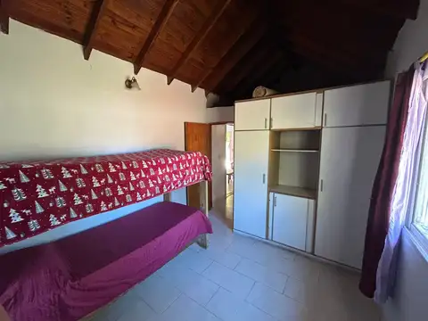 Casa 3 ambientes con 1 baño