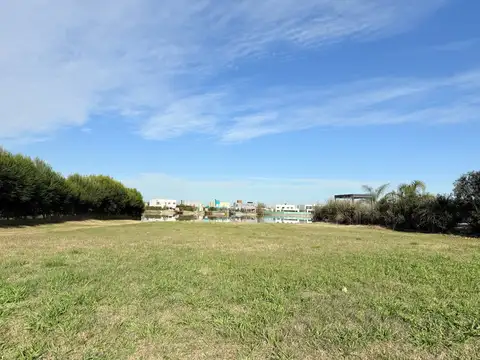 Terreno en Venta 21  mts Frente