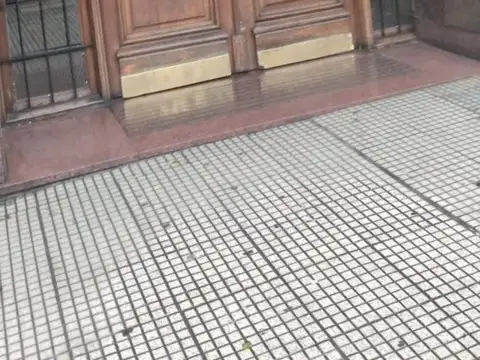 Avenida Rivadavia e/ Agüero y 24 de Noviembre