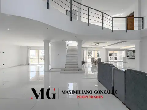 Casa en Alquiler en La Magdalena, USD 2.700