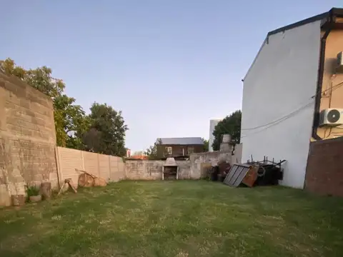 Terreno en Venta 20  mts Fondo