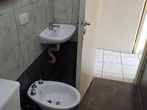 Departamento en Alquiler en Villa Maipu, $ 490.000