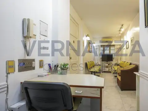 Apto Profesional con Excelente Ubicación en Caballito