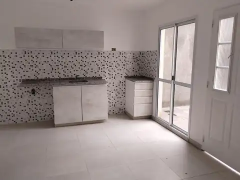 PH  EN VENTA CON PATIO EN BARRIO BELGRANO