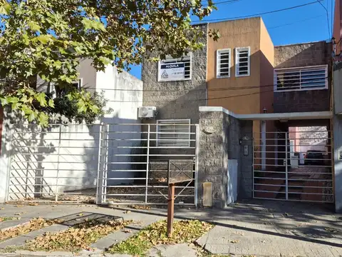 Planta Baja - 2 Ambientes con cochera