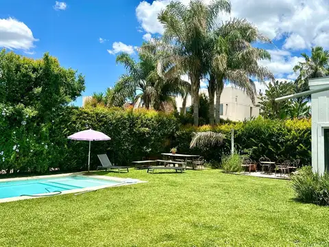 Casa Alquiler Temporario Verano La Damasia San Fernando 3 dormitorios Parrilla Pileta Playroom