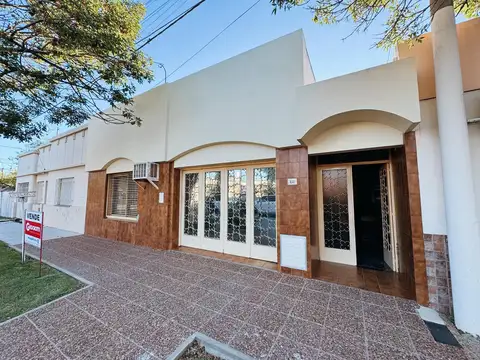 Casa en Alquiler 25 años