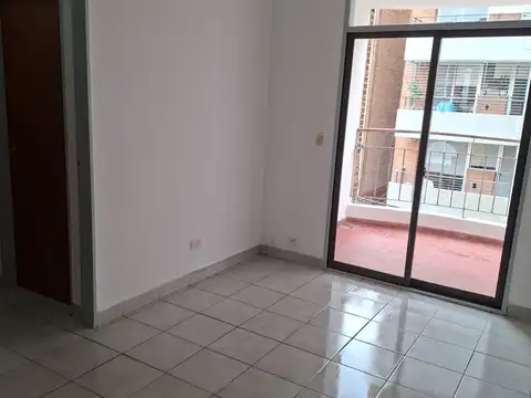 Alquiler frente, departamento 1 dormitorio. Excelente ubicación