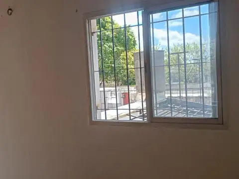 Departamento en Alquiler en Bella Vista, $ 420.000