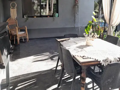 Casa en Venta en Maquinista Savio, USD 253.000