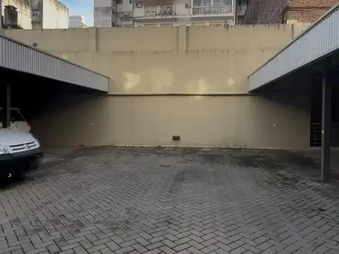VENTA COCHERA - CORRIENTES 1100 - CENTRO