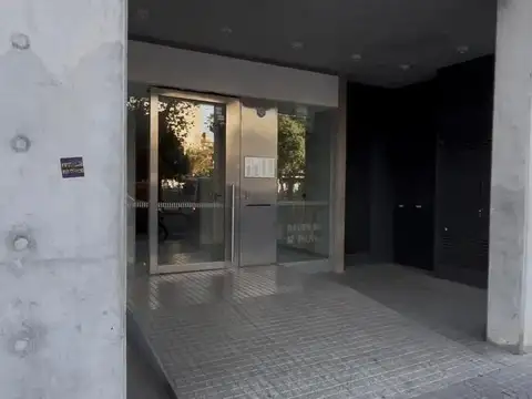 VENTA COCHERA - CORRIENTES 1100 - CENTRO