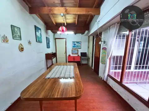 Casa 3 ambientes con 2 baños