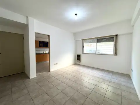 Departamento en Alquiler en Caseros, $ 550.000