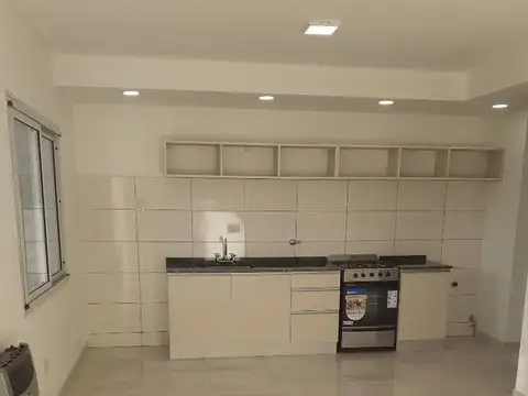 Casa en Alquiler en Roldan, $ 650.000