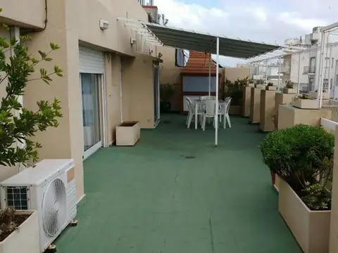 Departamento 4 ambientes con 3 baños