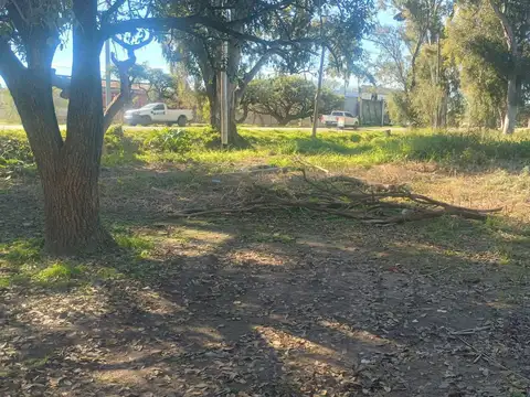 Se vende lote sobre ruta 70