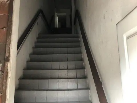 Oficina de 55 m2 Recepción más cuatro boxes