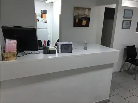 Domingo F Sarmiento 1100, Piso 1