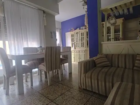 Depto Tipo Casa en Venta de 2 dormitorios
