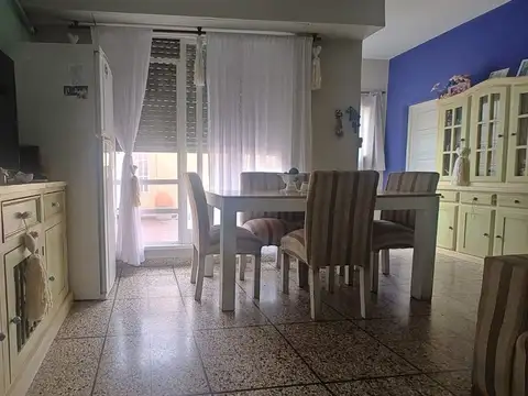 Depto Tipo Casa 3 ambientes con 1 baño