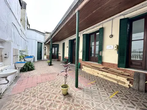 Propiedad en venta ideal uso institucional o comercial en Alberdi- Rosario