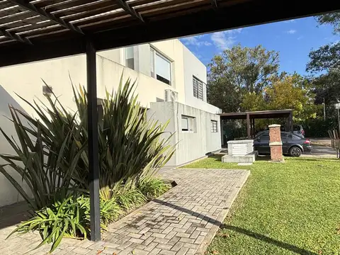 Casa en Venta en Pilar del Este - Casas del Este, USD 148.000