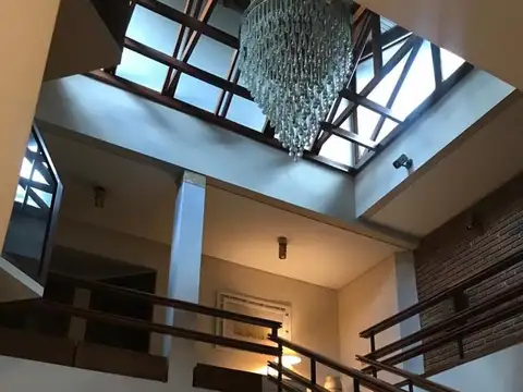 Depto Tipo Casa en Venta de 4 ambientes