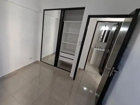 Departamento en Alquiler en Zona Centro, $ 550.000