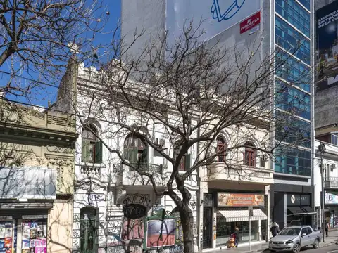 Terreno DOBLE FRENTE en VENTA sobre Av. Cabildo 3050 - Nuñez