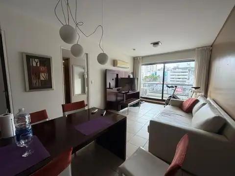 Departamento en venta un dormitorios en Santiago al 800 - Barrio - Lourdes - Rosario