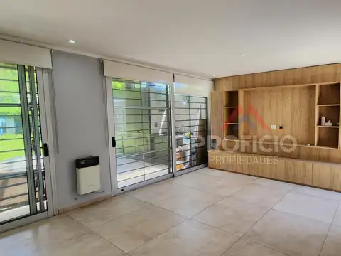 Casa en Alquiler de 3 dormitorios