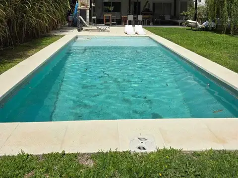 Muy linda Casa - San Gabriel - Apto Credito