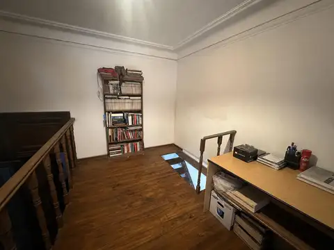 Depto Tipo Casa en Venta 50 años