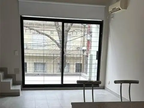 Departamento en Alquiler en Colegiales, $ 950.000