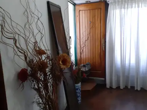 Casa en Alquiler en Ramos Mejia, USD 2.500