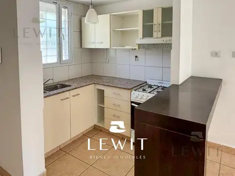 Depto Tipo Casa en Venta 5 años