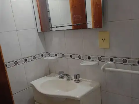 Departamento en Alquiler en Villa Maipu, $ 690.000