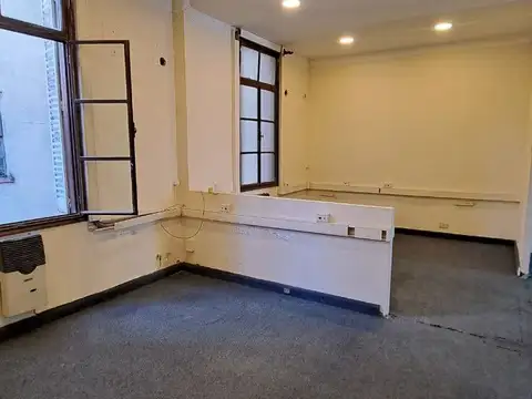 Oficina en Venta en Monserrat, USD 110.000