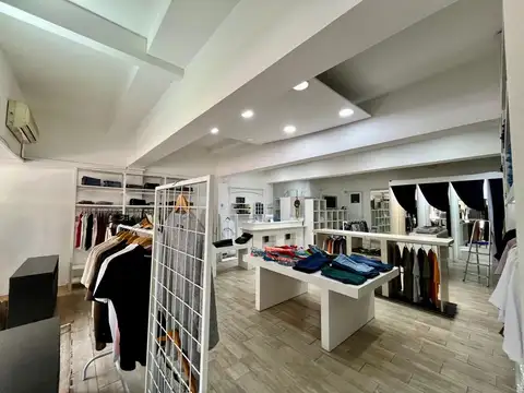 Av Córdoba 4700 V Crespo Local alq $ 3.300.000