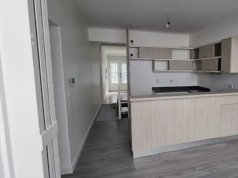 Depto Tipo Casa en Venta con 1 cocheras