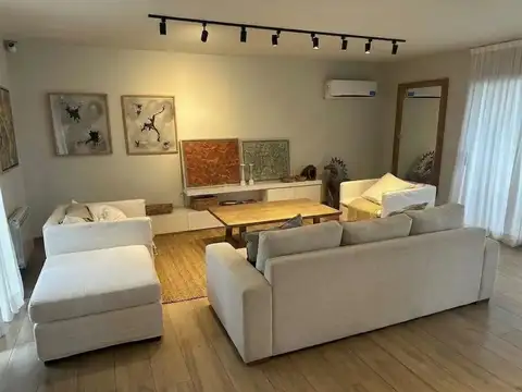 Avenida los Alamos 1100