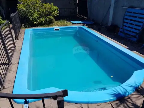 Casa 5 ambientes con 2 baños
