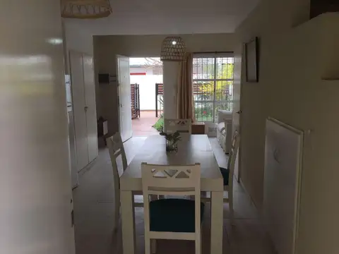 Depto Tipo Casa en Alquiler Temporal al Sureste