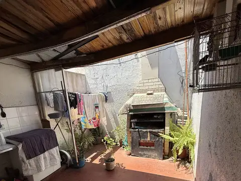 Depto Tipo Casa en Venta con 1 cocheras
