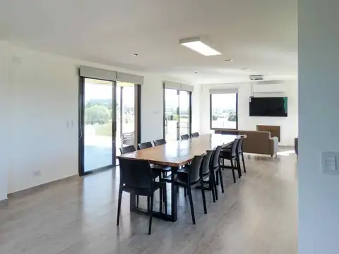 VENTA LUMINOSA CASA 3 DORM POTRERO DE GARAY