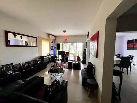 Casa en Venta en La Comarca, USD 520.000
