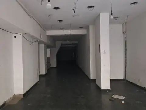 VENTA Local Retiro / Plaza San Martín 413 m² (200 P. B. 213 Subsuelo) Apto Todo Destino