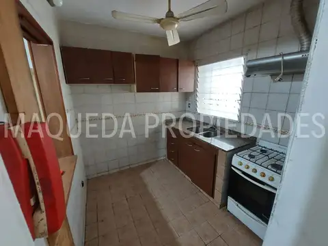 alquiler 3 amb 1er piso por escalera en Villa Lugano (disponible en 15 dias)