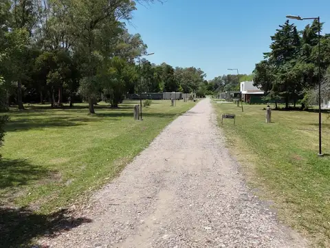 Terreno en Venta en Villa Elisa, USD 45.000